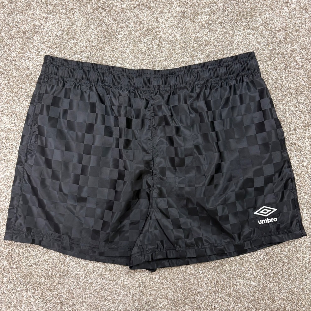 NEW Umbro Soccer Shorts Size Large Black Checkerboard Retro Athletic 3" Inseam